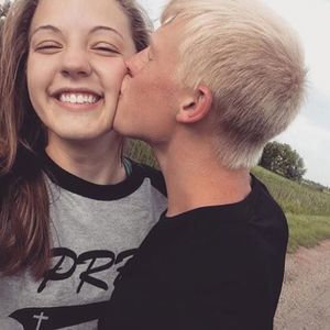 Meet your Posher, Kelly