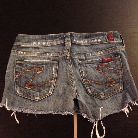 Silver jeans shorts cut off size 27