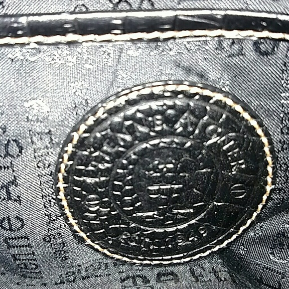 Authentic Etienne Aigner black shoulder bag - Picture 2 of 4