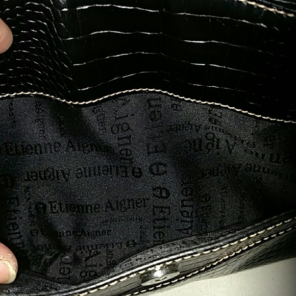 Authentic Etienne Aigner black shoulder bag - Picture 3 of 4