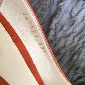 Gucci Shoes - Rare Guccissima Soft Brick Peep Toe Pumps Gucci Shoes - Rare Guccissima Soft Brick Peep Toe Pumps