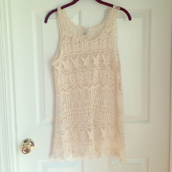 Macrame cream colored tunic top NWOT