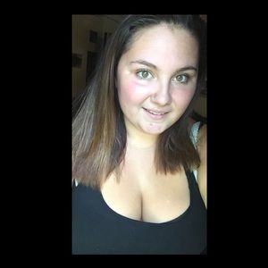 Meet your Posher, Alison