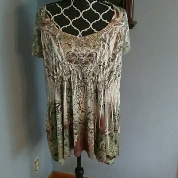 Beaded. Top