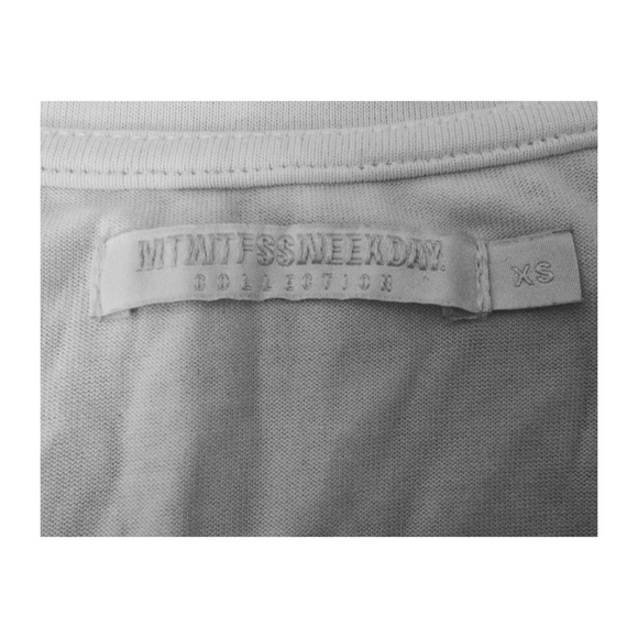WEEKDAY s/s white op 💗✨💗✨💗✨