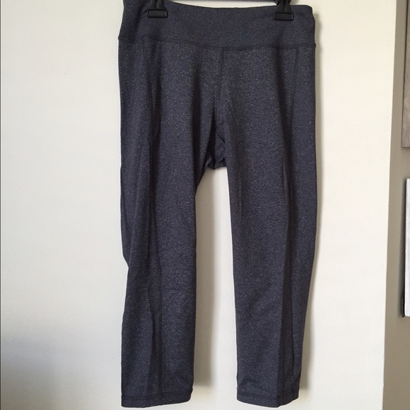 Dark gray cropped workout pants