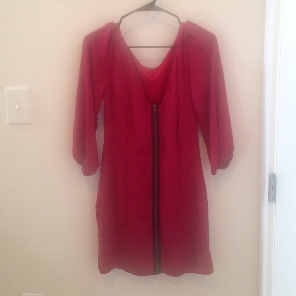 Red Dress - Picture 2 of 2
