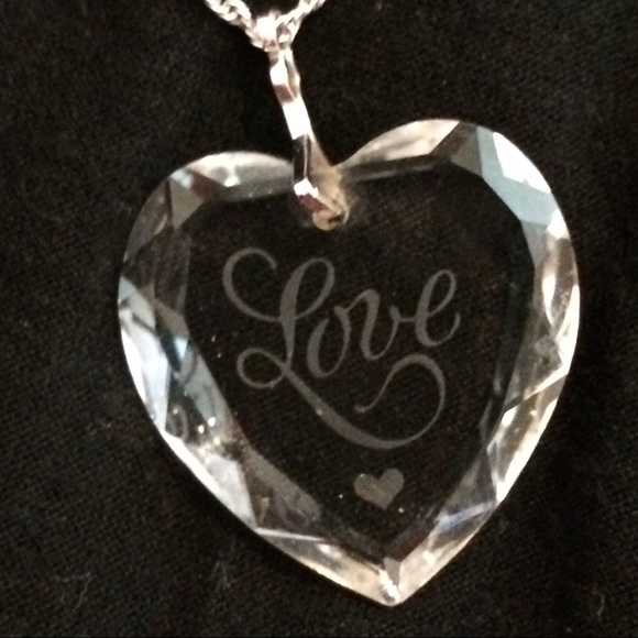 Jewelry - Marked Hallmark Necklace + 30% off bundles