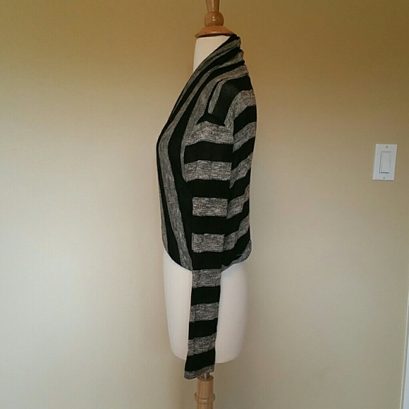 Sweater - Picture 2 of 4