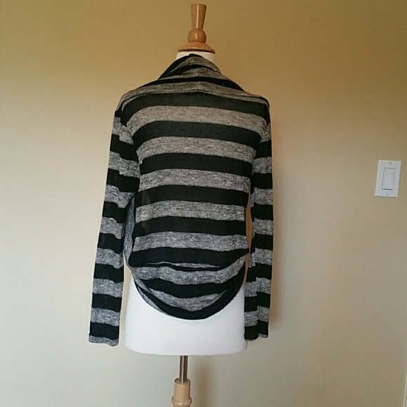 Sweater - Picture 3 of 4
