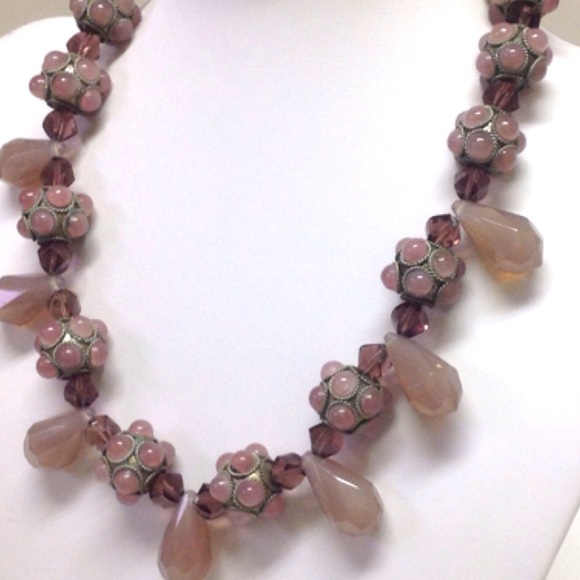 Teardrop Crystals Necklace - Picture 4 of 5