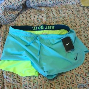Nike dri-fit 2in1 shorts