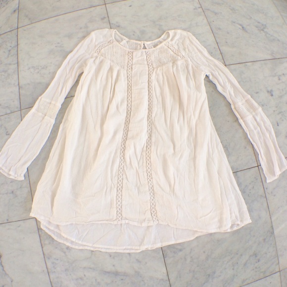 Flowy Beachy Long-Sleeved Dress