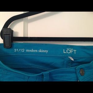Loft Modern Skinny pants in real, size 12.