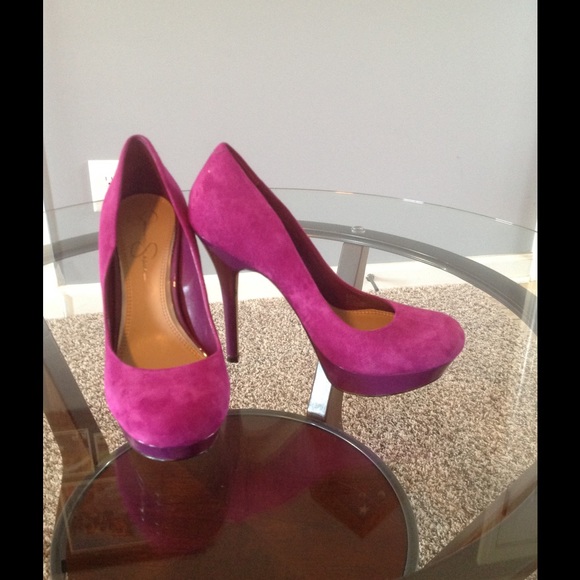 Jessica Simpson Shoes - Jessica Simpson "Given" Pink Pumps