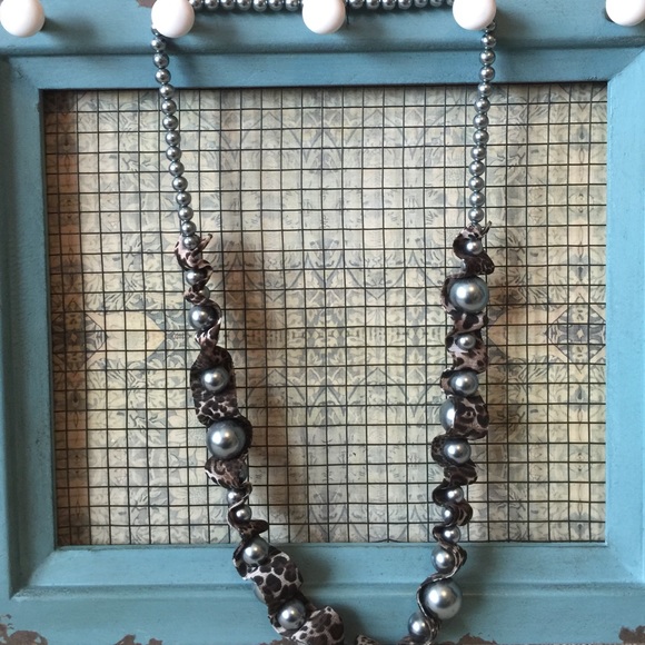 Leopard Ribbon Necklace