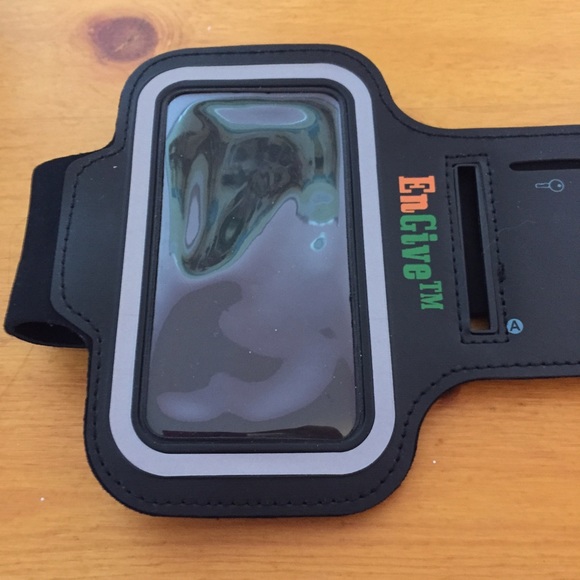 iPhone 5s arm band