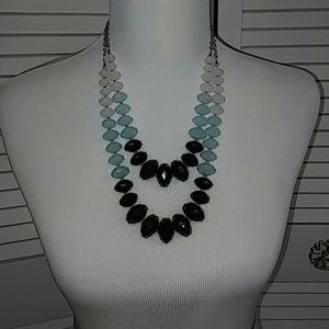 🌟Sale🌟 Black, Mint, White chunky bead necklace