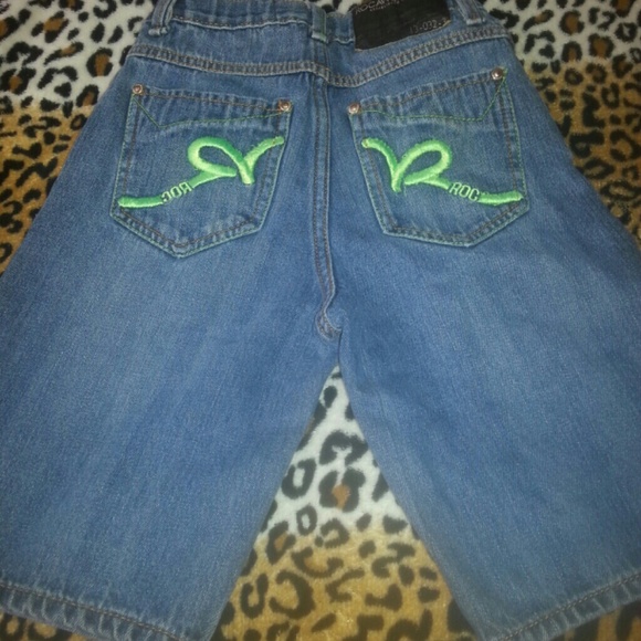 Shorts - Picture 2 of 2
