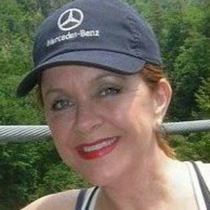 Meet your Posher, Deborah