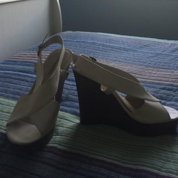 Shoes high