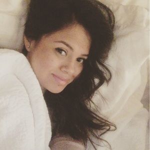 Meet your Posher, Ana