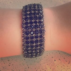 black and silver bracelet