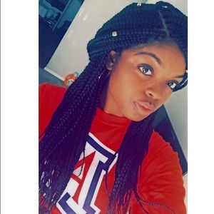 Meet your Posher, Desiree