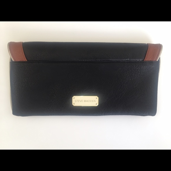 🌸Sold🌸Large Steve Madden Envelope Clutch - Picture 2 of 4