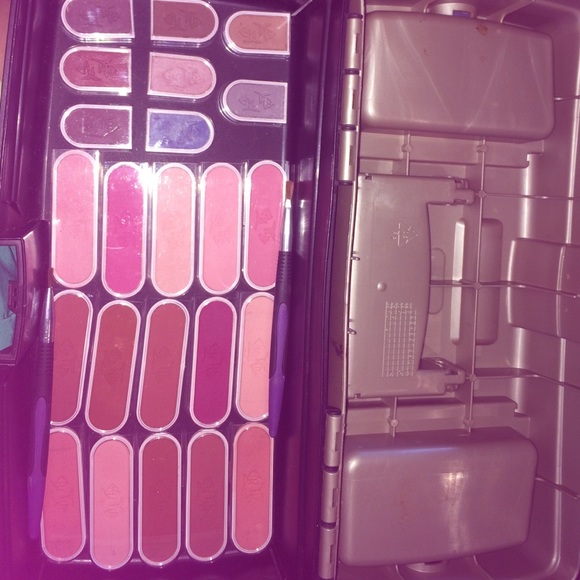 Mary Kay Blush/ Eyeshadow Palettes