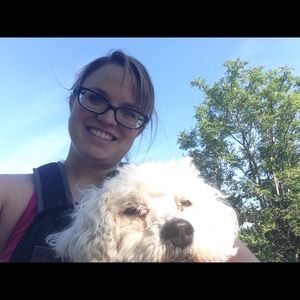 Meet your Posher, Danielle