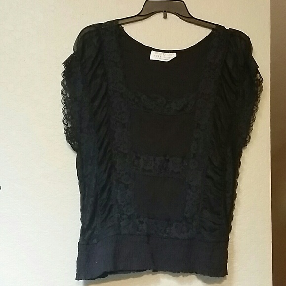 Free People top - Picture 2 of 3