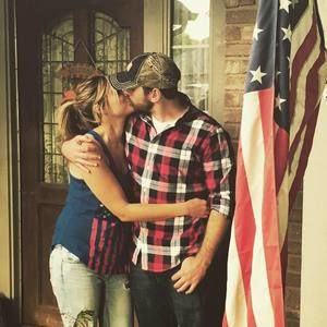 Meet your Posher, Mallory