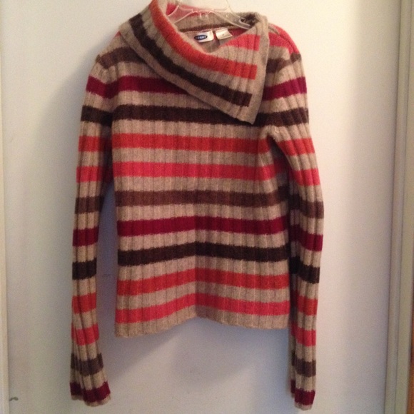 Old navy striped sweater