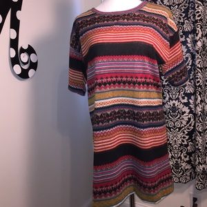 Beautiful multi patterned tunic top or mini dress!