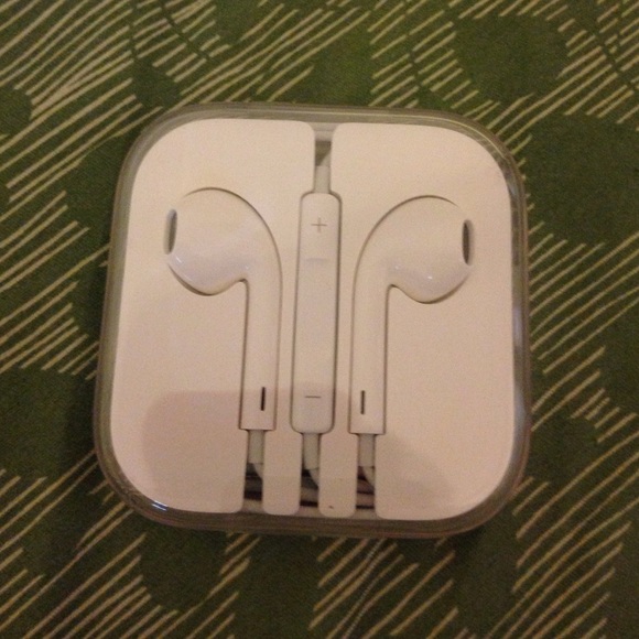 Apple earbuds - Picture 1 of 2