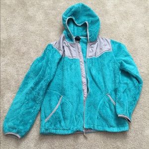 Girls size XL North Face fleece jacket.