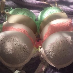 Victoria Secret bra bundle