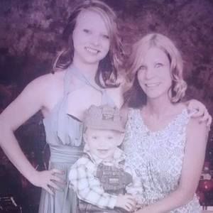 Meet your Posher, Janel delk