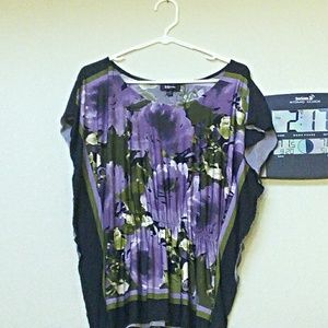 Gathered floral flowy top