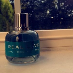 Real Love Perfume 💙