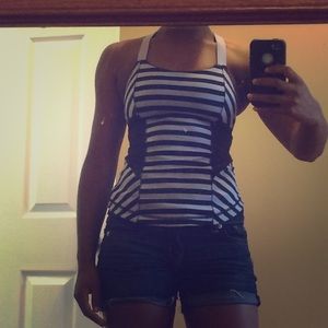 Lululemon : orchid and black striped tank