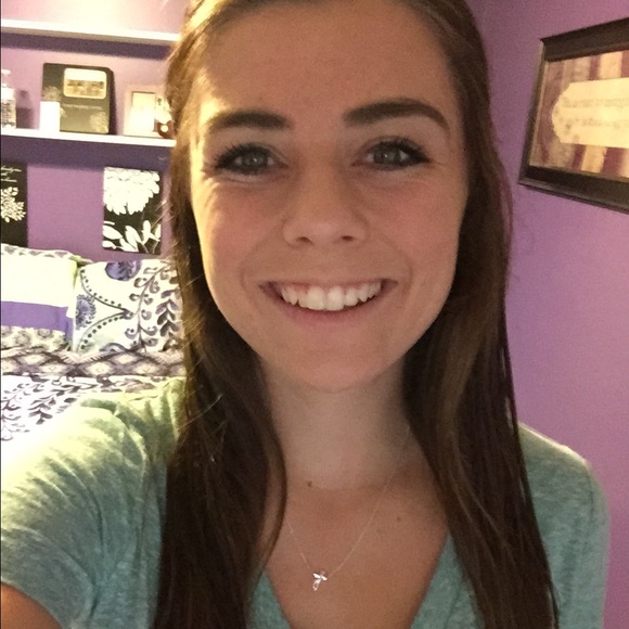 Meet your Posher, Kaitlyn - Picture 1 of 1