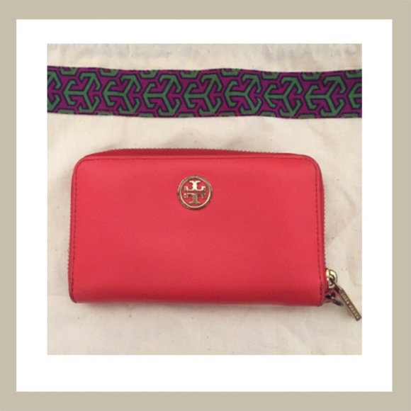 Tory Burch Wallet - Picture 1 of 4