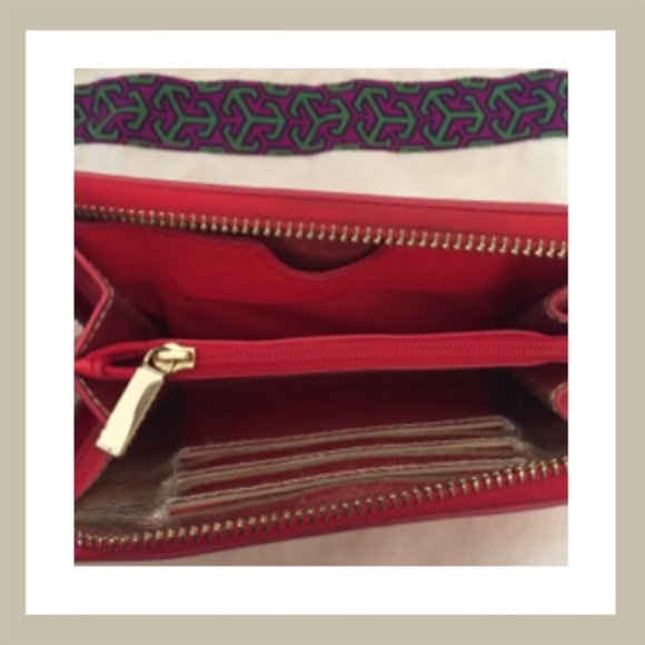 Tory Burch Wallet - Picture 2 of 4