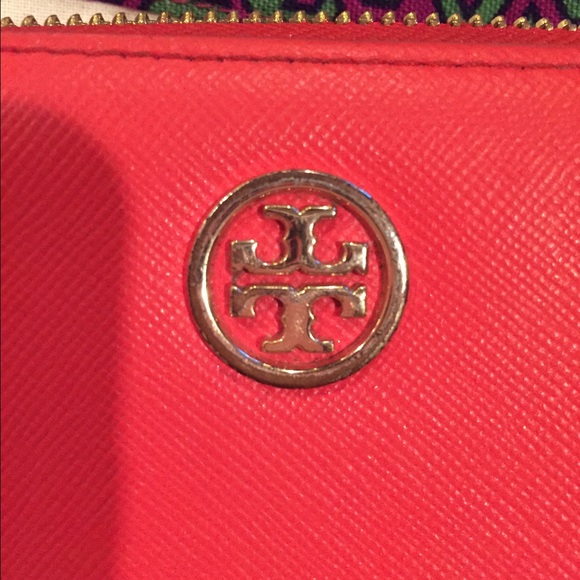 Tory Burch Wallet - Picture 3 of 4