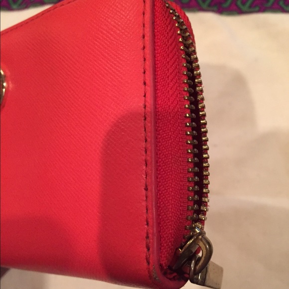 Tory Burch Wallet - Picture 4 of 4