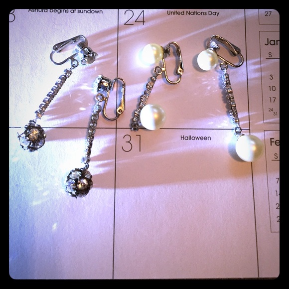 Vintage Bundle of 2 pairs clip on drop earrings - Picture 4 of 4