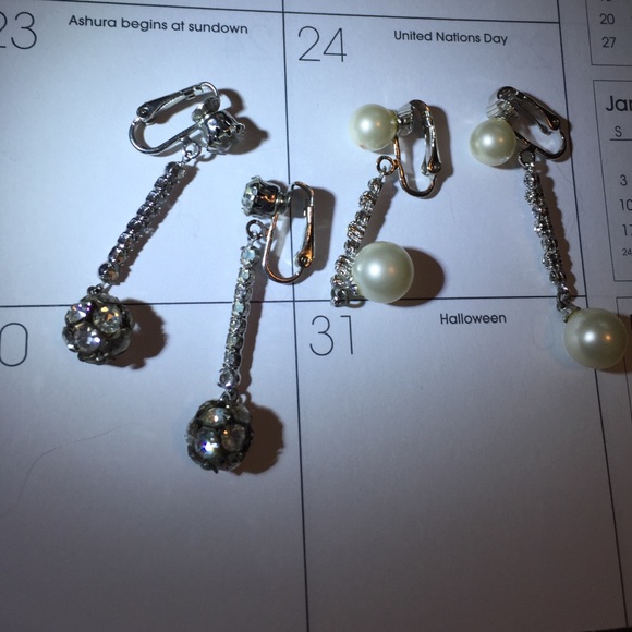 Vintage Bundle of 2 pairs clip on drop earrings - Picture 3 of 4