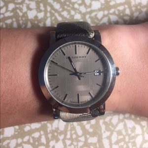 SOLD Authentic Burberry unisex watch